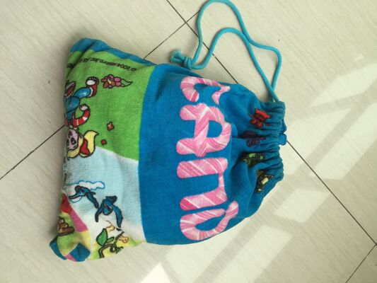 Buy Custom 100% Cotton Beach Towels And Beach Bags Comfortable Holeproof online manufacture