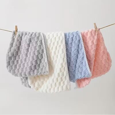 comprar Envoltura para el cabello de microfibra floral en relieve – Ultra absorbente y de secado rápido Fabricación en línea