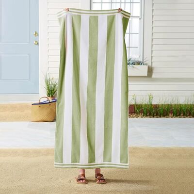 Buy Travel-Friendly Luxury Beach Towel Made from 100% Cotton for Stylish Vacations and Pool Days online manufacture
