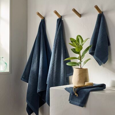 comprar Desenho minimalista puro Toalha de banho 650 GSM Feita de algodão orgânico 100% para conforto de luxo Fabricação em linha