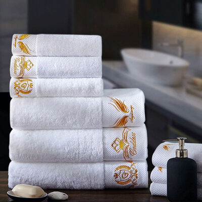 Easy to Maintain Hotel Towel Set Customizable Luxury Towel Set 100 % Cotton