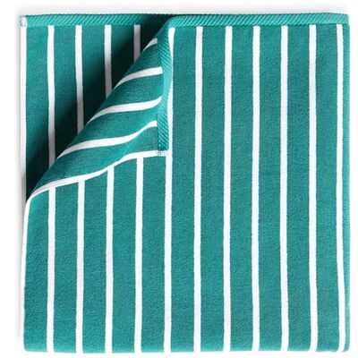 Luxury Beach Towel with Ultra-Plush Pile and Maximum Absorbency Made from Premium Yarn-dyed Egyptian Cotton